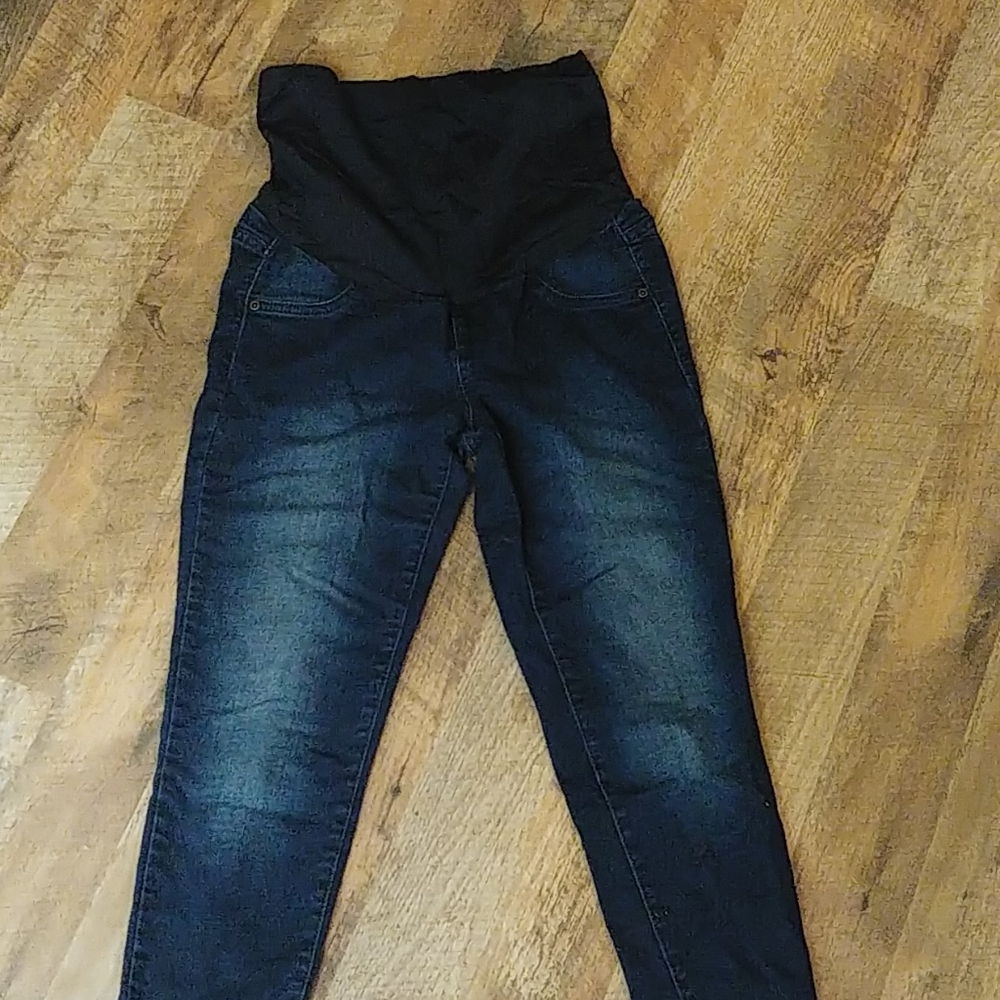 Maternity Jean capris